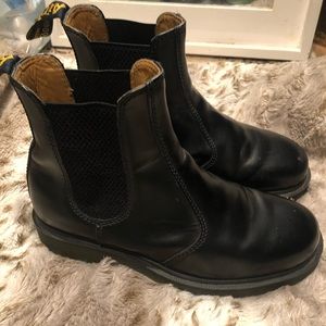 Dr Martens womens Chelsea boot